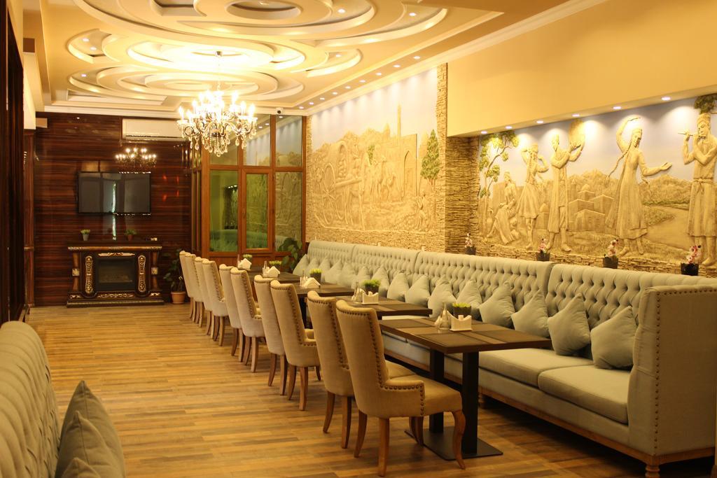 Atlas B&B Hotel Duszanbe Zewnętrze zdjęcie